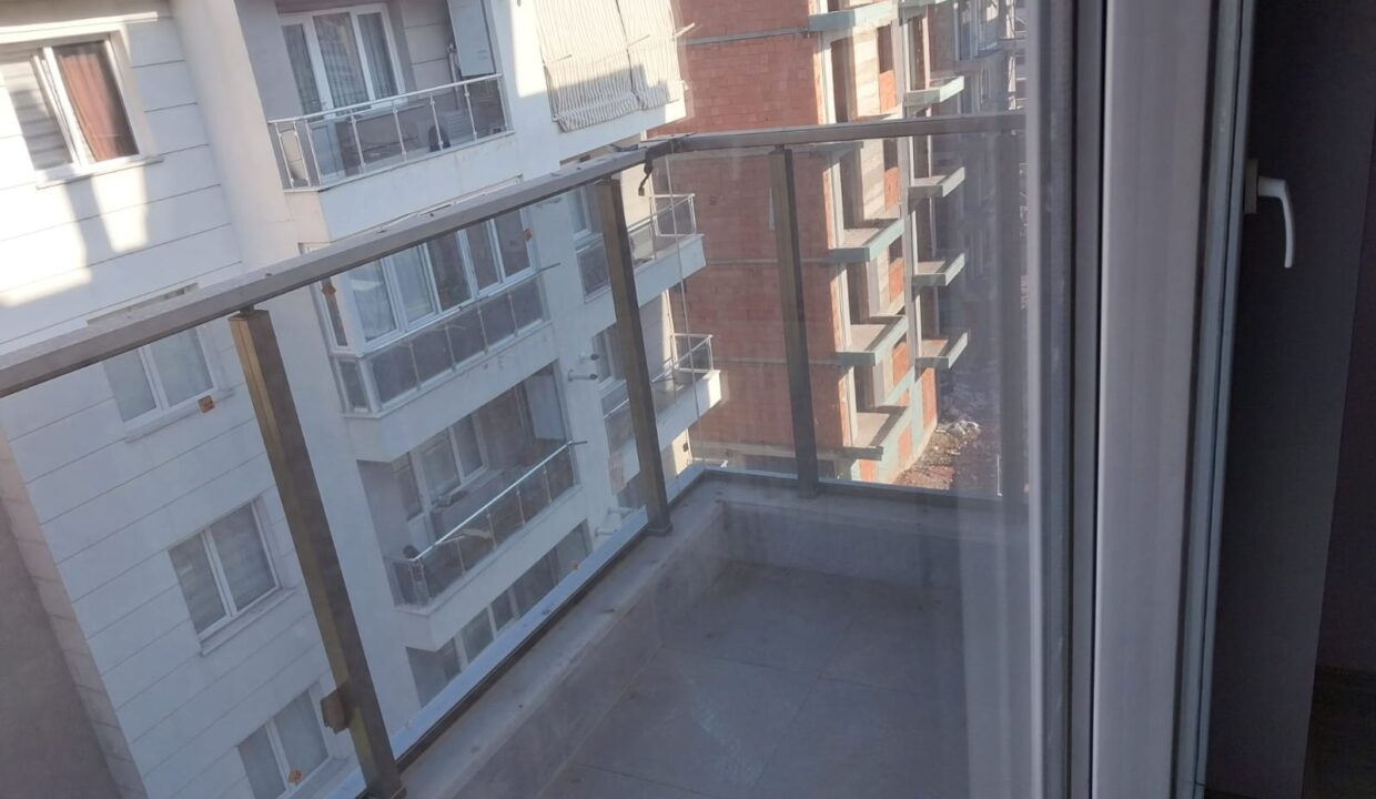 WhatsApp Image 2025-02-12 at 11.40.52 (1)