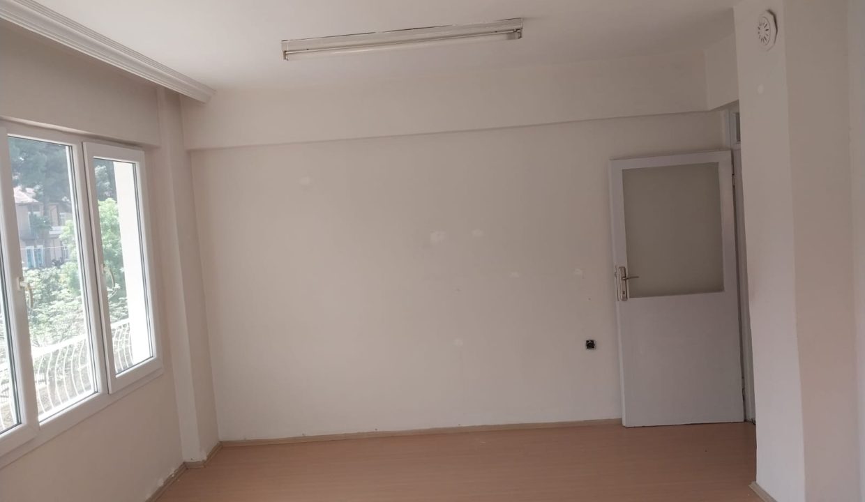 1de4652b-62d8-4acc-9320-b9bcd3a1a076