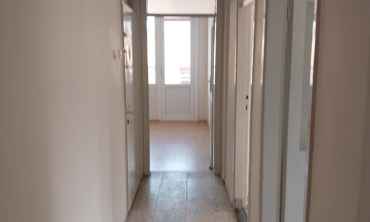 67a0bead-f953-4620-a81b-a452347e28e9