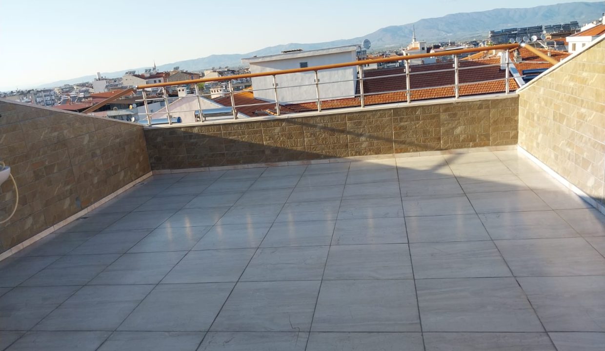 WhatsApp Image 2025-04-13 at 19.36.58 (3)