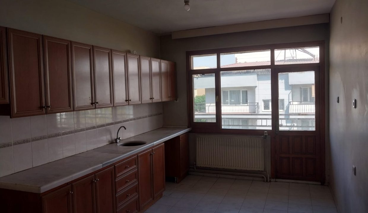 WhatsApp Image 2025-08-23 at 17.29.50 (2)