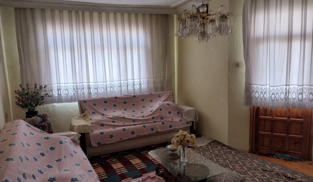 WhatsApp Image 2025-08-28 at 11.03.57 (1)