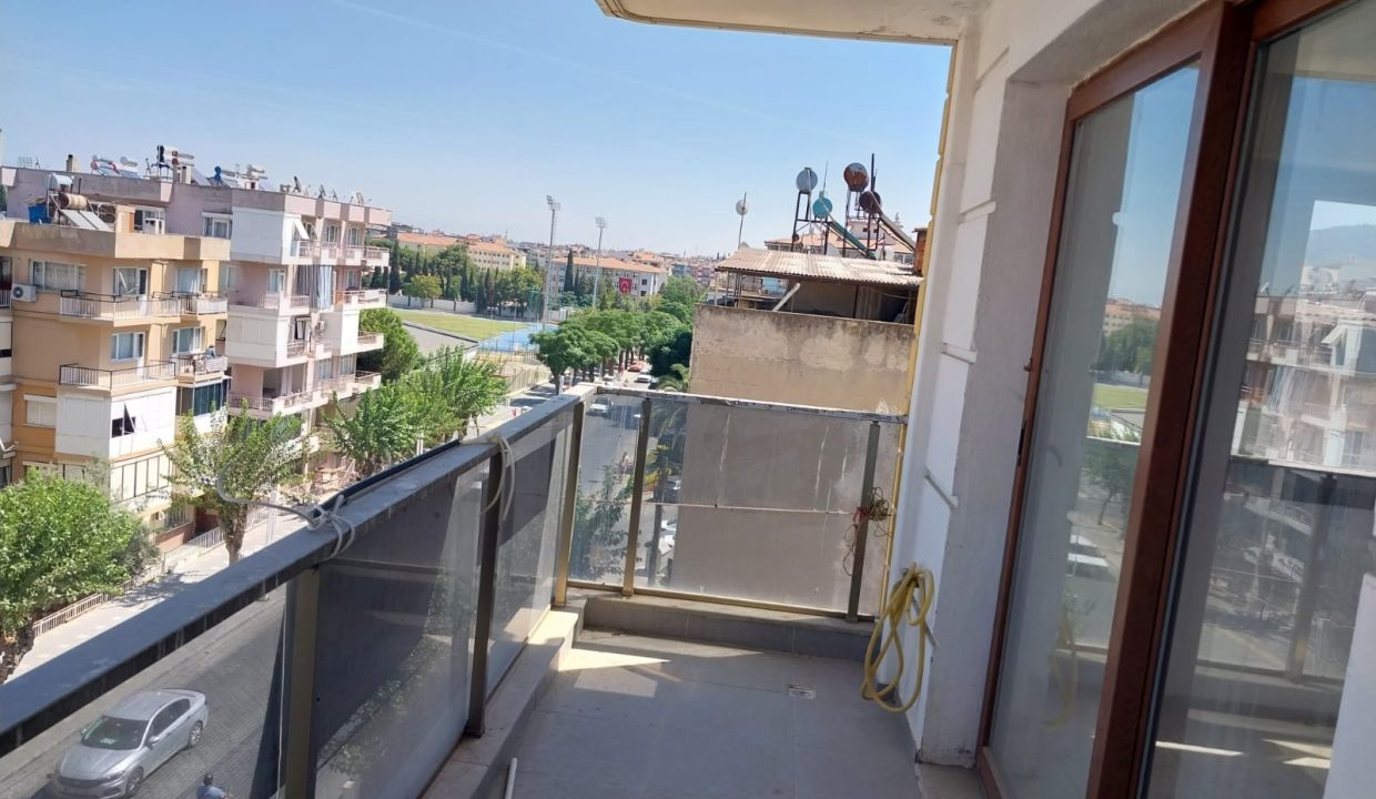 WhatsApp Image 2025-09-04 at 14.05.13 (1)