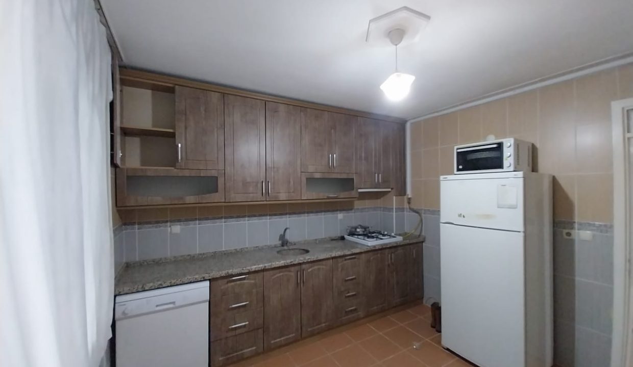 5f0c09a9-3f85-40f8-b103-240e89297ff3