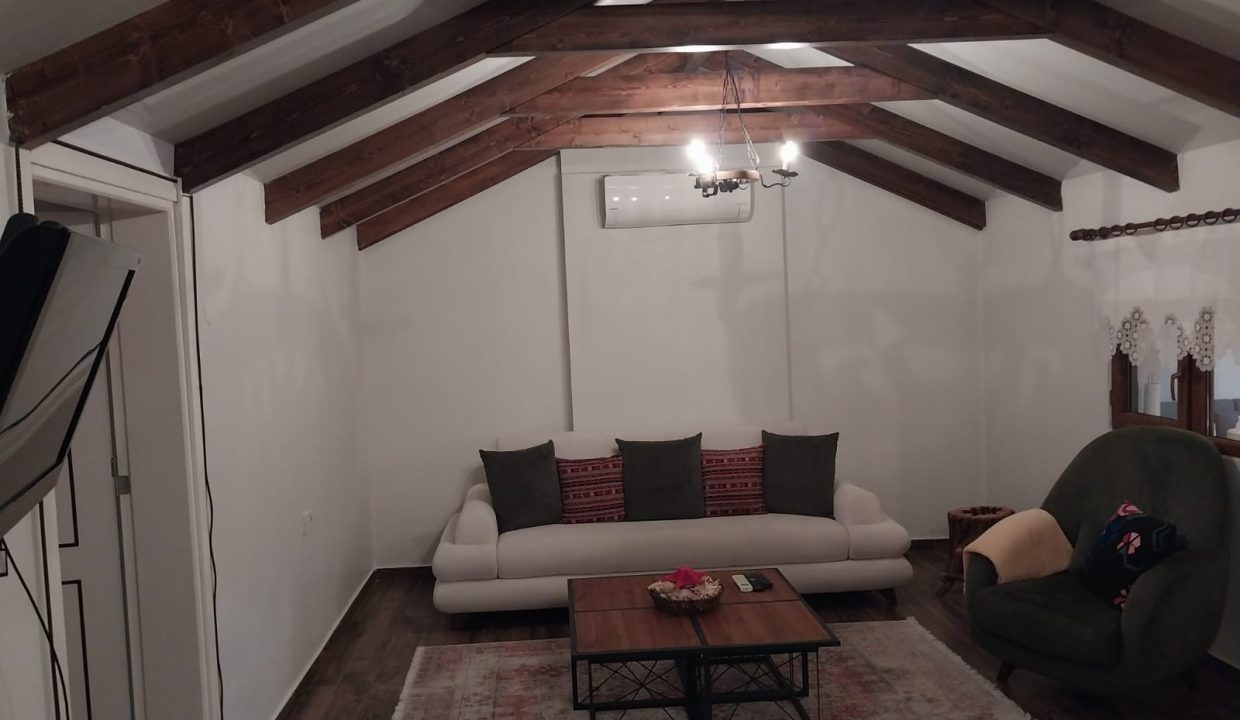 WhatsApp Image 2025-12-17 at 15.03.08