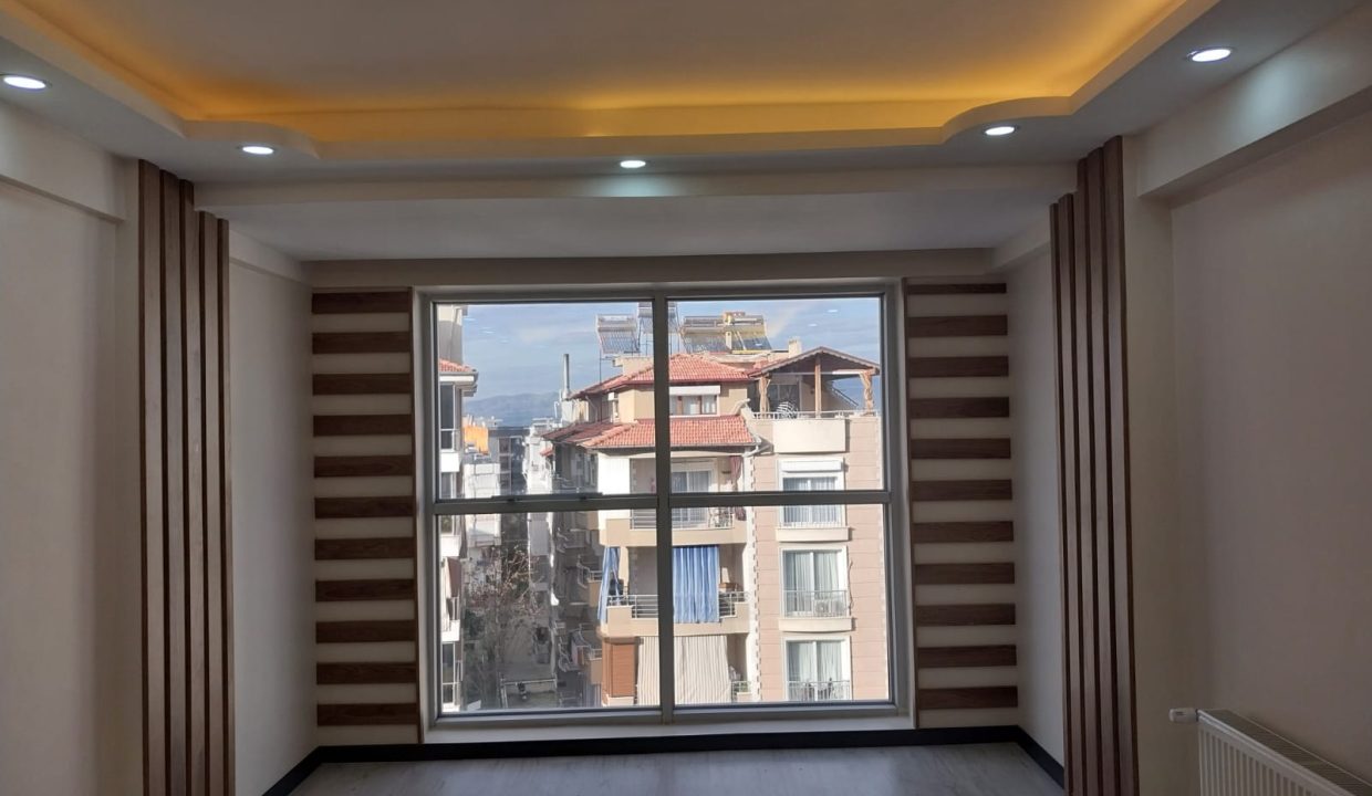 WhatsApp Image 2026-02-15 at 18.31.51